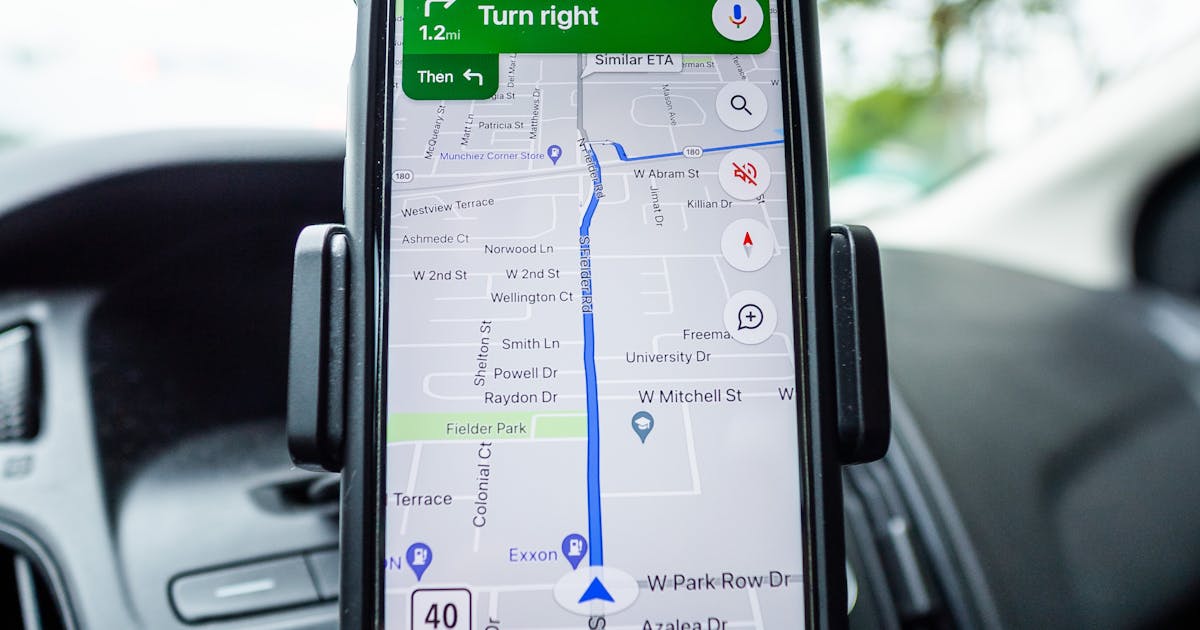 Google Maps Advertising: How to Appear at the Top of Local Search