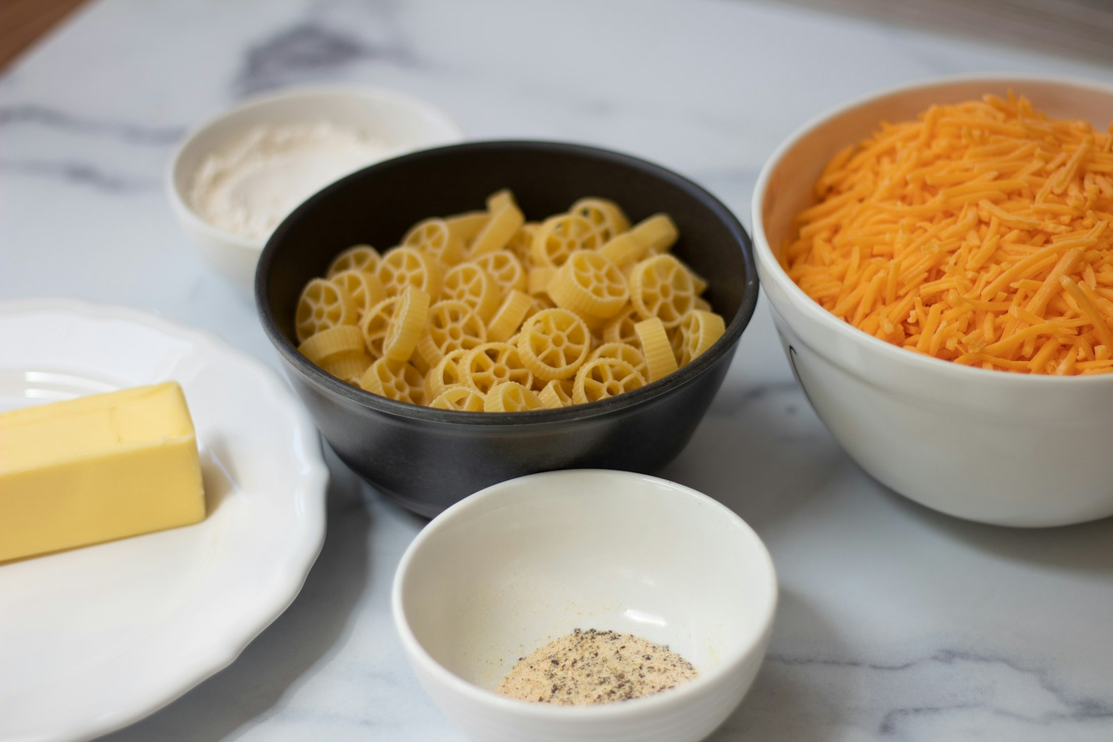 Mac and cornbread sides